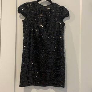 black sequins dress